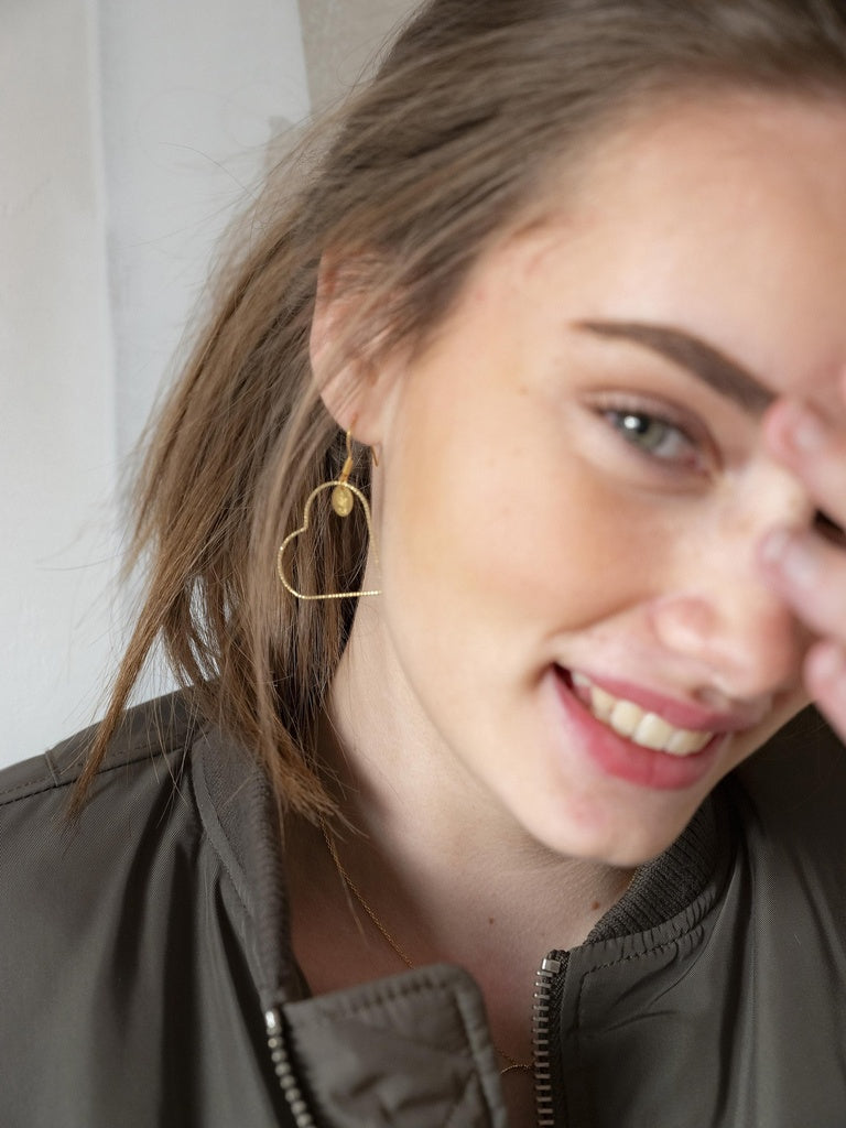 Boucles d'oreilles Love asymétriques - Murielle Perrotti