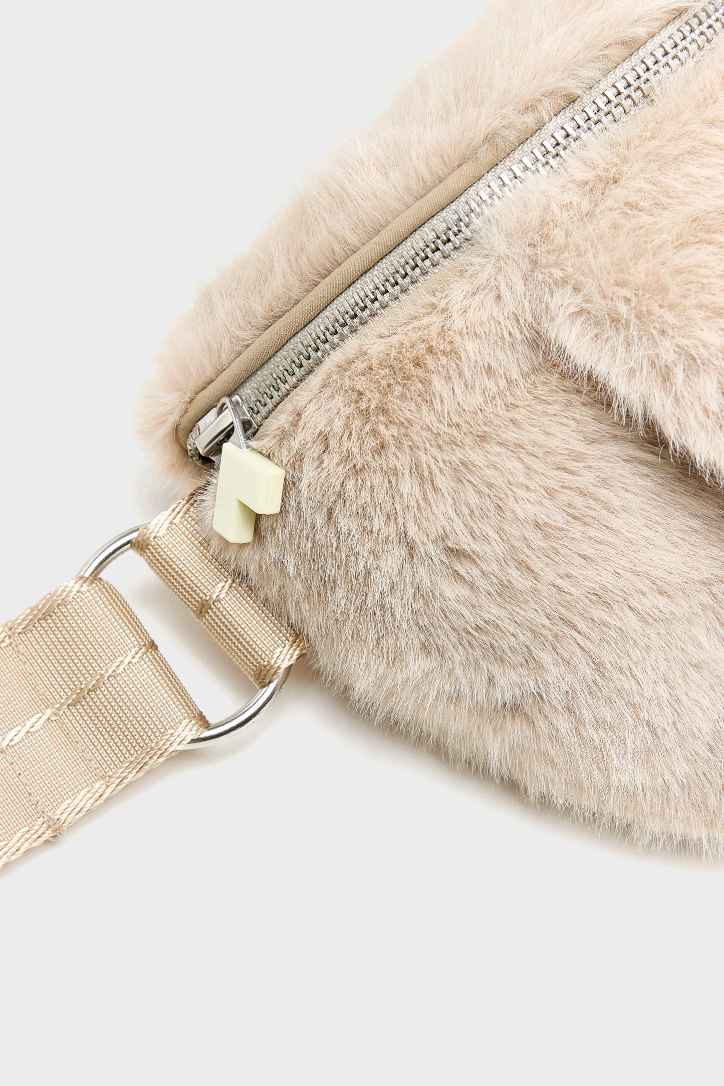 Sac Hoswel - Belle Rose