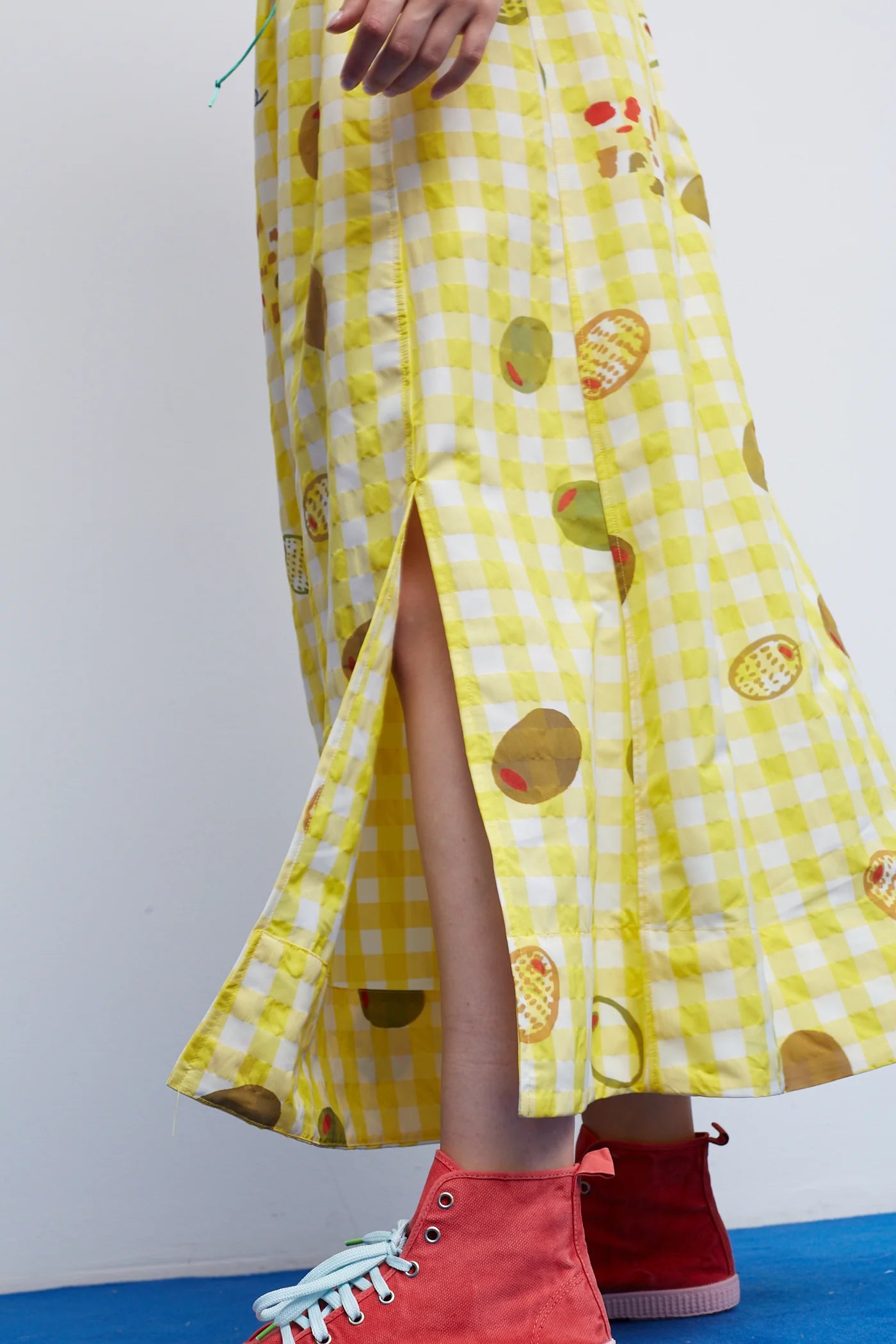 Robe Gilda - Dr Bloom