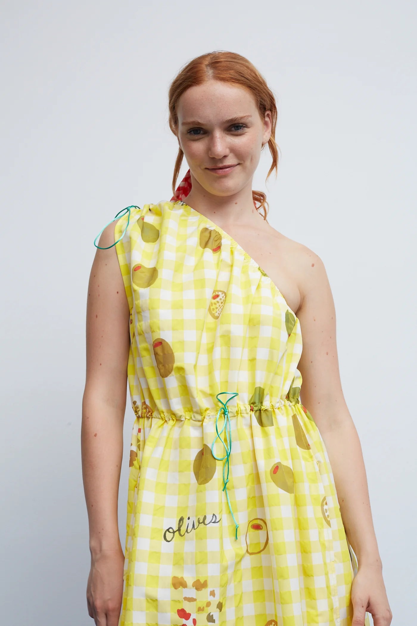 Robe Gilda - Dr Bloom