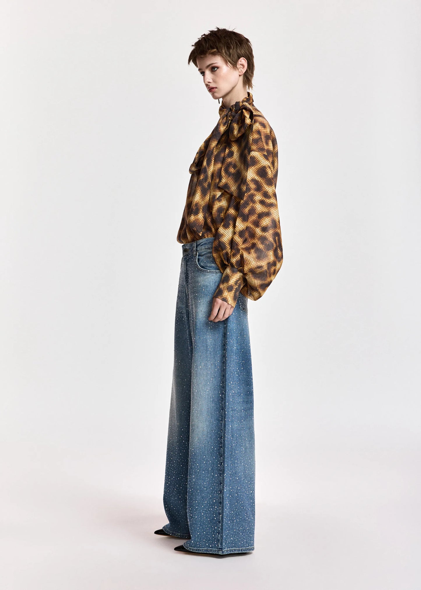 Top Karismatic - Essentiel Antwerp