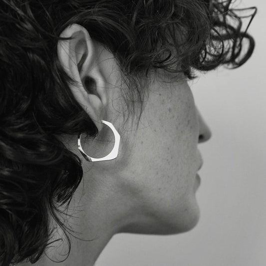 Petites Boucles d'oreilles Créoles Dune - Nadja Carlotti