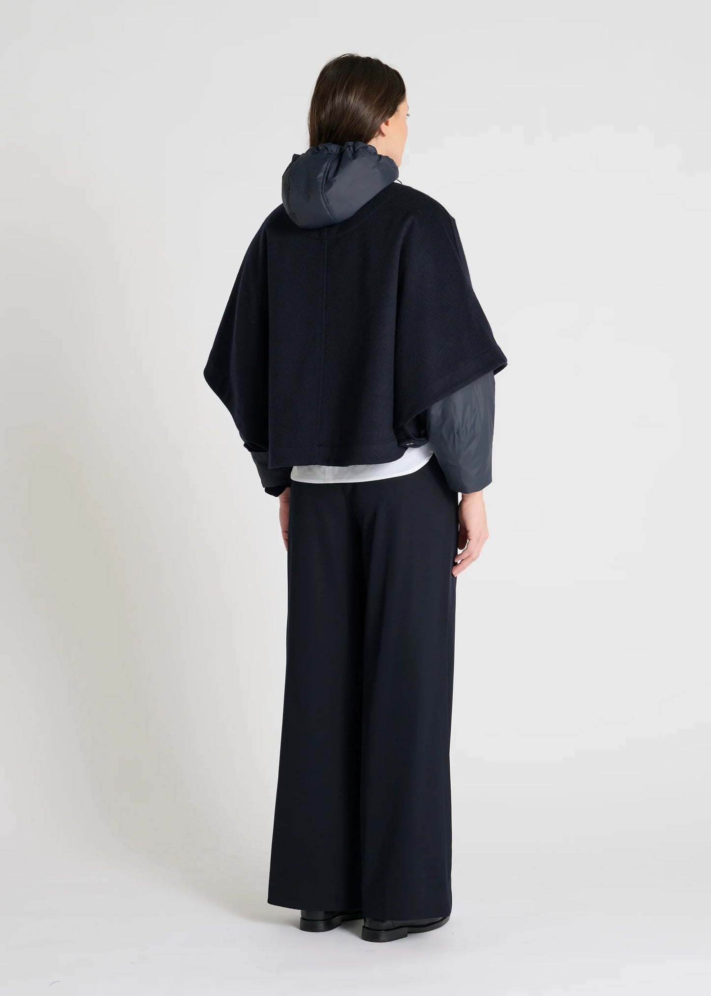 Cape Nina - Hana San